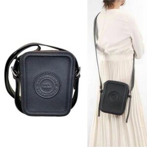 Marc Jacobs Authentic Calfskin Signet Stitched Black Crossbody Bag